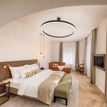 Oldinn Hotell